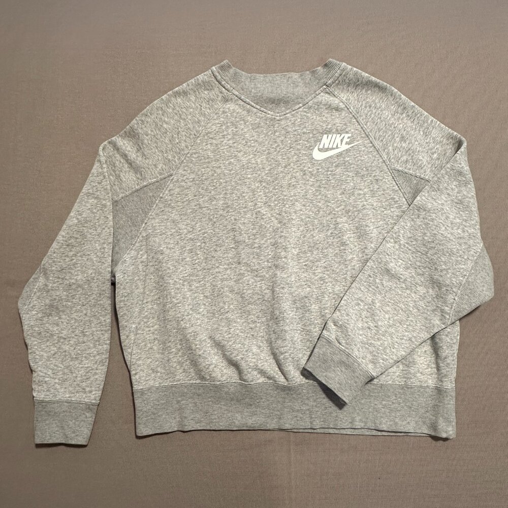 Nike Women's Gray Solo Swoosh Ribbed Crewneck Fleece Sweater Y2K Small S